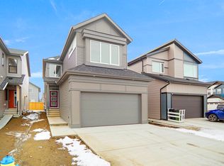 3050 Dixon Lndg SW, Edmonton, AB T6W5L1