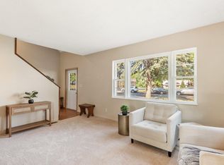 7658 Greenfield Ave, Mounds View, MN 55112