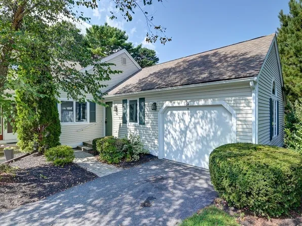 64 Pine Hill Blvd #64, Mashpee, MA 02649