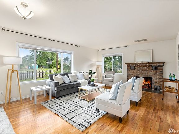 5th image of 1510 4th Ave NW