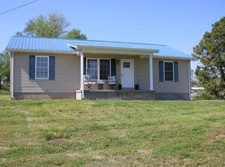 714 E Lyon St, Lyon St, KY 42437