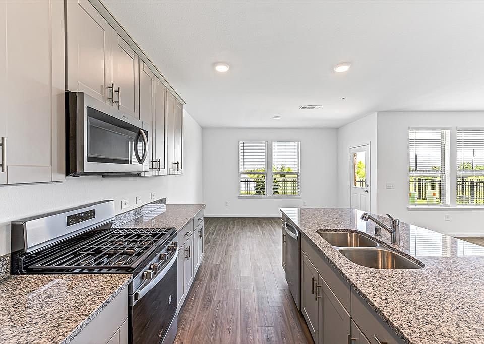 1st image of 1029 Laguna Edge Dr