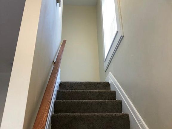 3rd image of 6906 Magnolia Ave