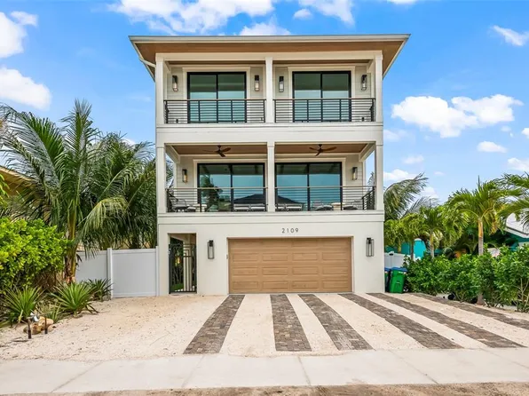 2109 AVENUE C, BRADENTON BEACH, FL 34217