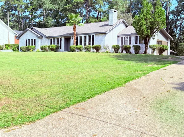 112 Greenwood Dr, Hattiesburg, MS 39402