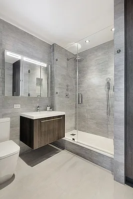 Rented by R New York | media 25