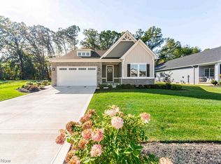 1164 Fox Run, Grafton, OH 44044