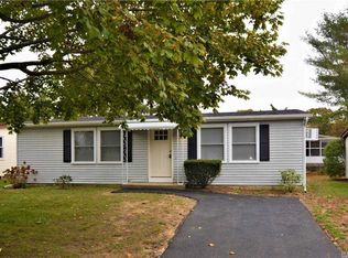 15 Limetree Dr, Manorville, NY 11949
