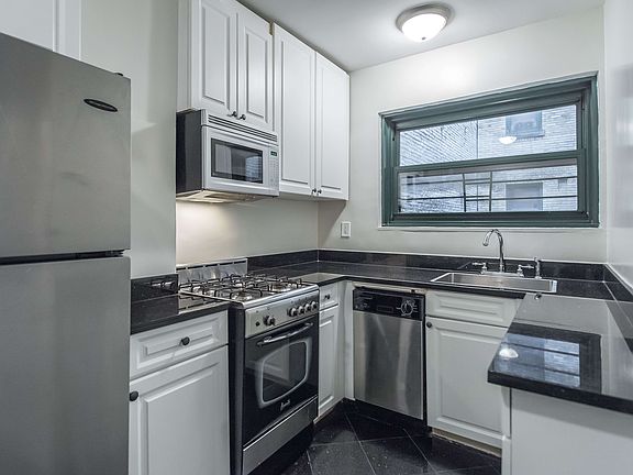 5th image of 150 W 82nd St APT 3A