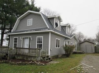 8558 Pearl St, Wheeler, MI 48662
