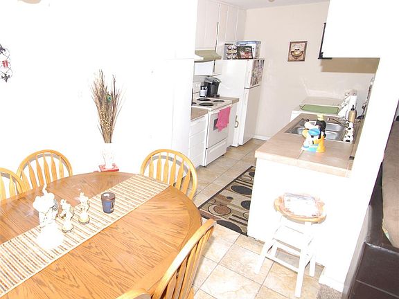 3rd image of 612 Pine Meadows Dr