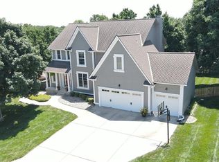 7905 Deer Run, Parkville, MO 64152
