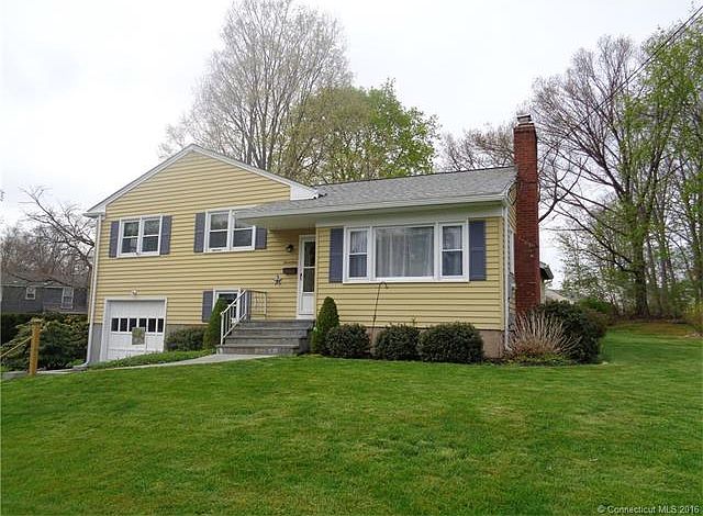 2nd image of 17 Marion Dr