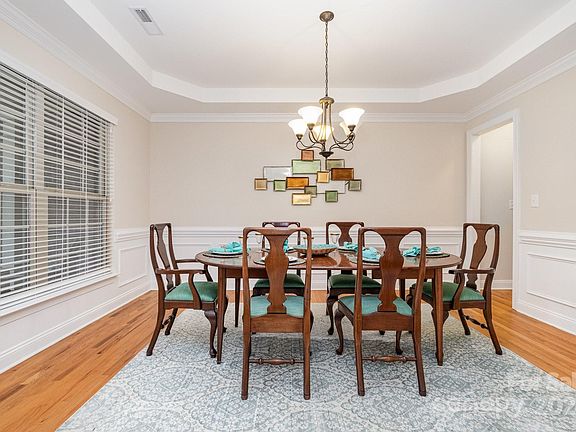4th image of 8127 Caliterra Dr
