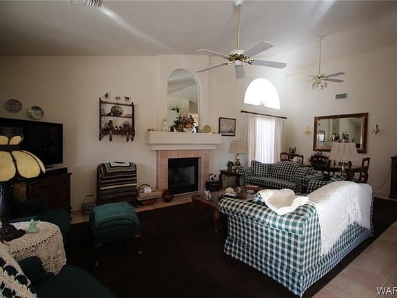 3rd image of 1924 E Club House Cv