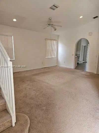2160 NE 37th Rd #2160 — Photo 7
