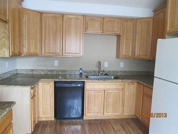 4th image of 4120 Cabrilho Dr