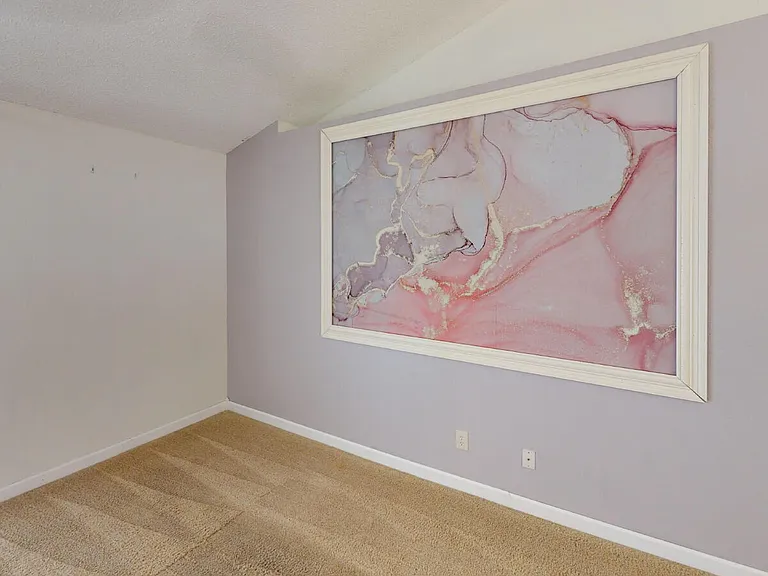 318 Mirabelle Dr — Photo 8