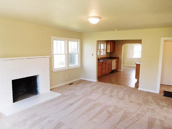 2nd image of 18424 E Sinto Ave