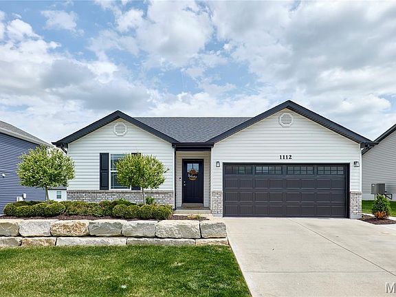 2nd image of 1112 Baseball Dr
