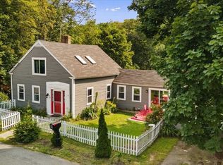 26 Water St, Ashburnham, MA 01430