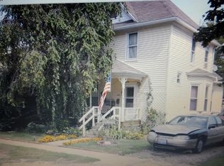 305 N Center St, Lexington, IL 61753