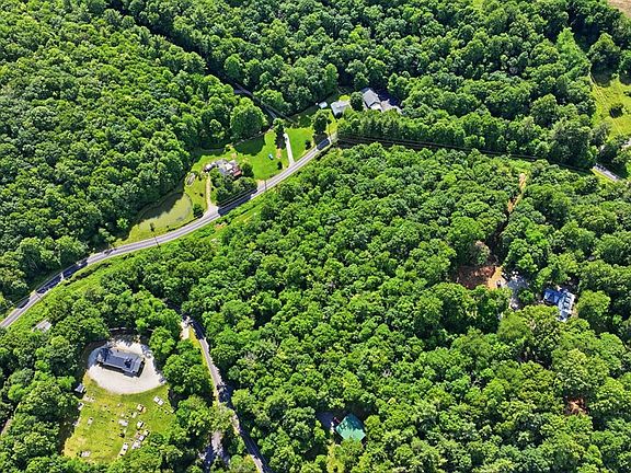 5th image of 281 Buck Knob Rd