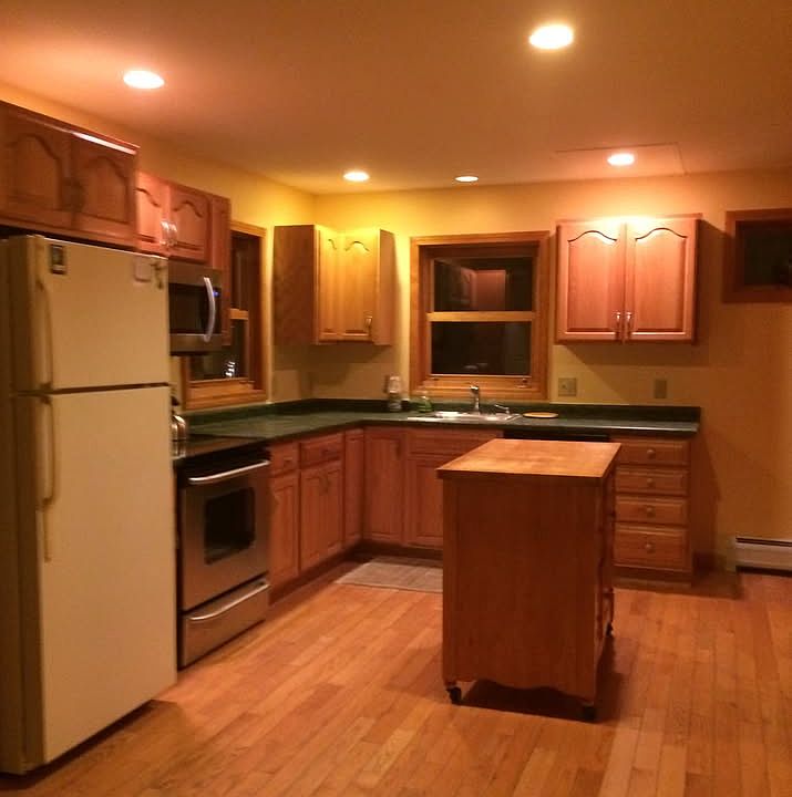 1st image of 29 Ash Swamp Rd #29A