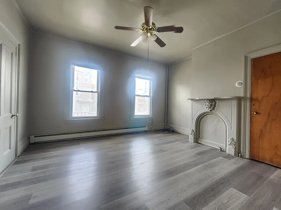133 Belmont Ave #1