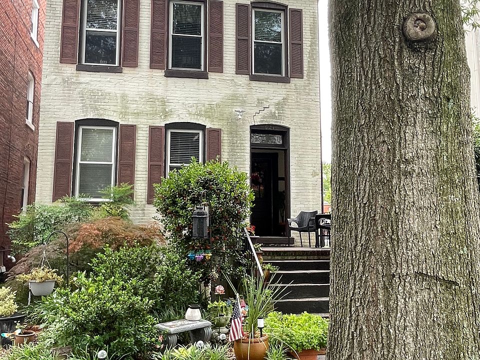 1st image of 621 Redgate Ave #A