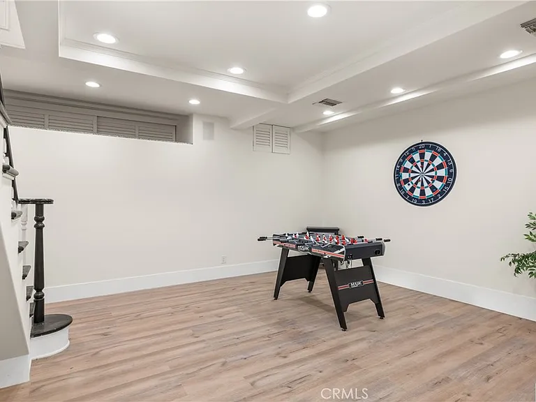 14713 Valleyheart Dr — Photo 20