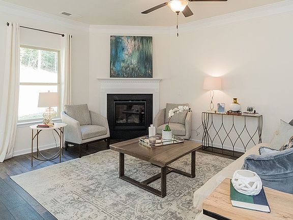 The Reges - Family Room