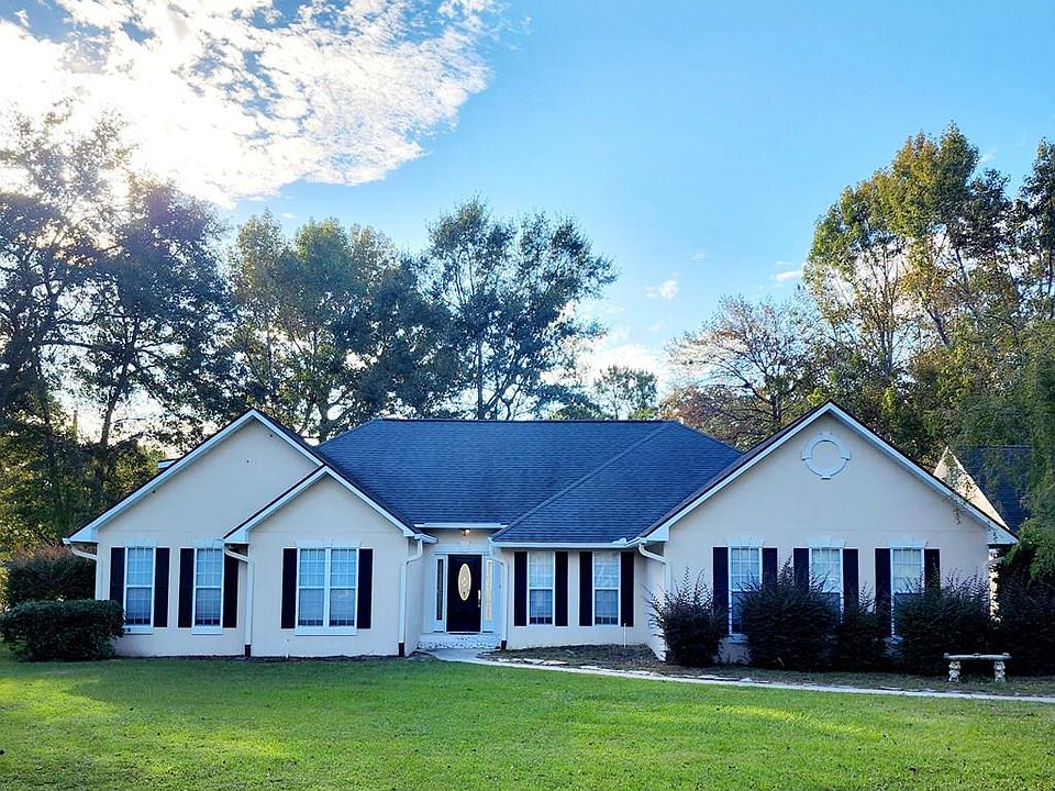 1st image of 1421 Forest Way