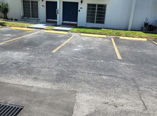 9430 SW 170th St APT 302, Palmetto Bay, FL 33157