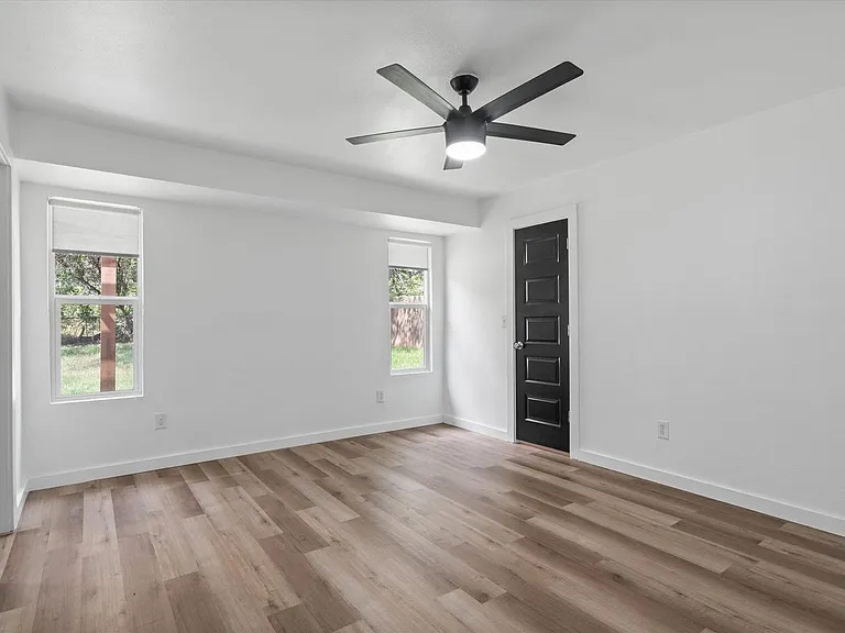 3307 Oak Aly — Photo 13