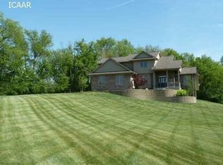1179 Kyle Dr NE, Iowa City, IA 52240