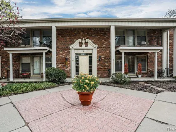 885 N Old Woodward Ave APT 7, Birmingham, MI 48009