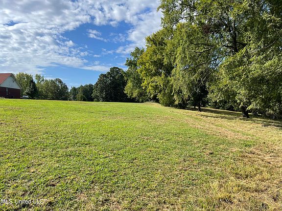 5th image of 12 Autumn Oaks Dr #12