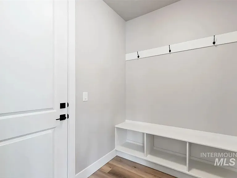578 Hidden Mill Ct — Photo 28
