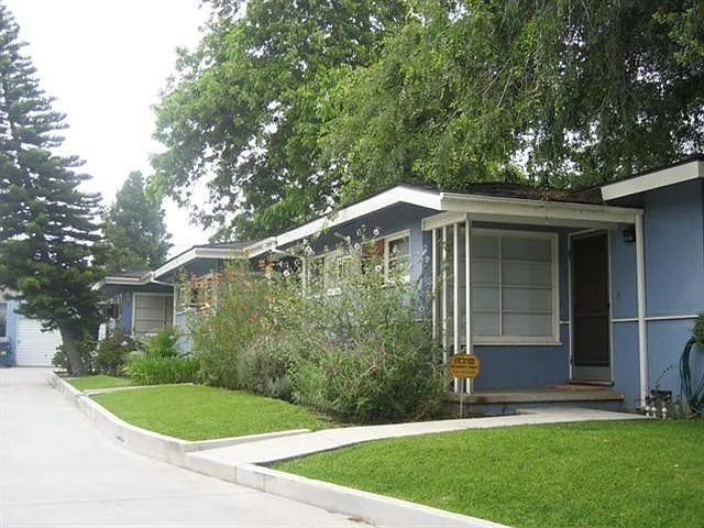 643 N Michigan Ave — Photo 1