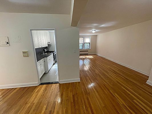 2nd image of 83-10 118th St #2N