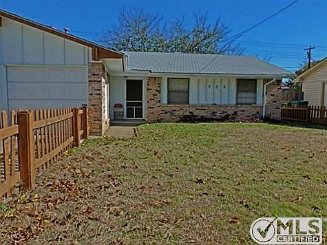 2nd image of 724 Cindy Dr