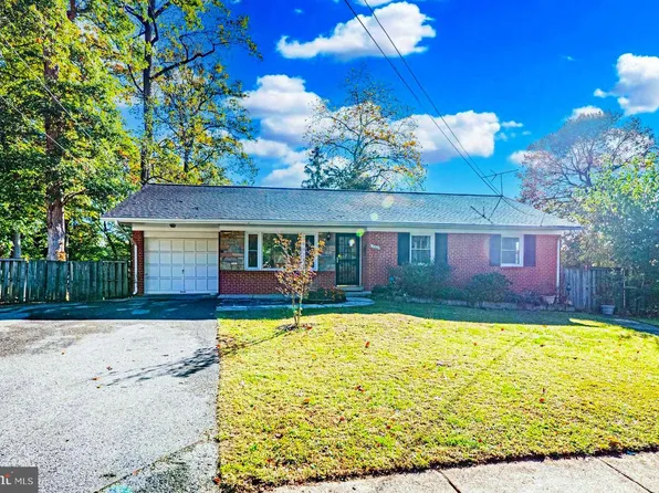 4300 Parkland Ct, Rockville, MD 20853