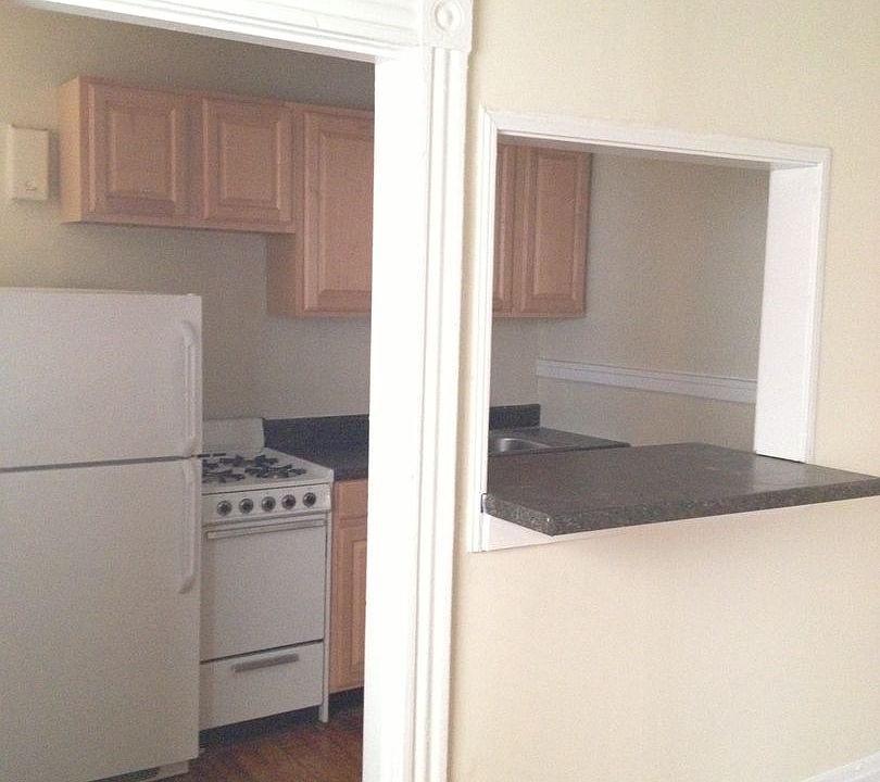 1st image of 3033 Park Ave APT 8
