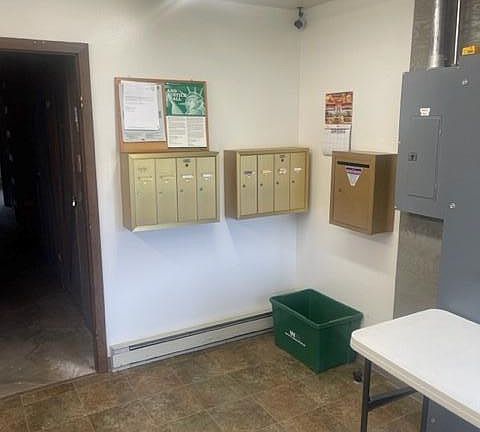 2nd image of 510 Elizabeth St #8