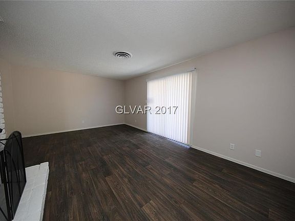 3rd image of 6412 Aberdeen Ln