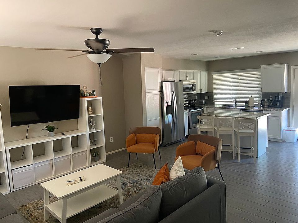 Living Rm