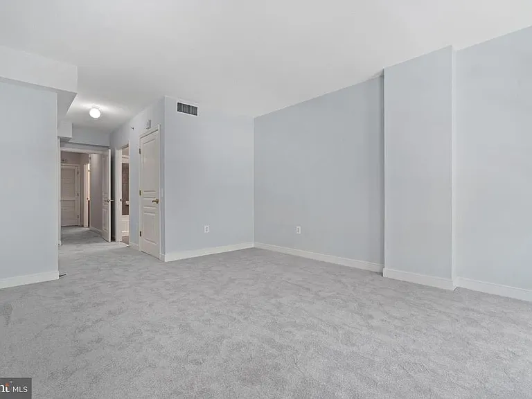 631 D St NW #245 — Photo 22