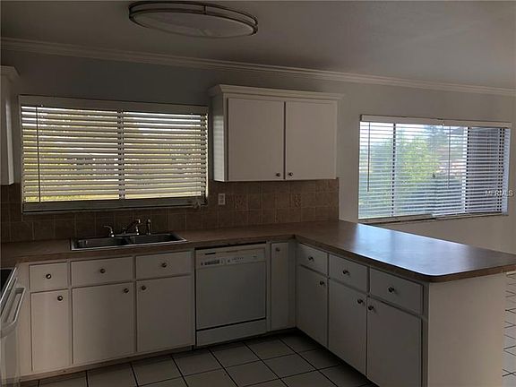 2nd image of 3006 Idlewood St
