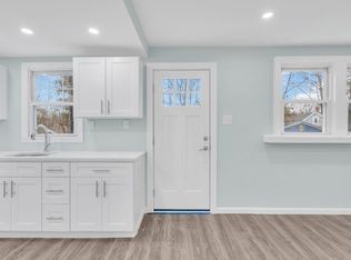 5 Lincoln Dr, Sparta, NJ 07871